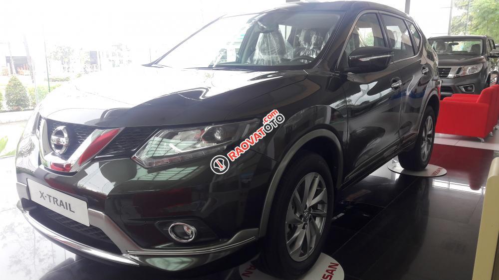 Cần bán Nissan X trail 2.0 SL premium đời 2017, chỉ với 918tr-0