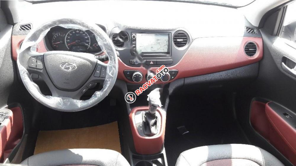 Bán Hyundai Grand i10 1.2 AT đời 2017, màu trắng-6