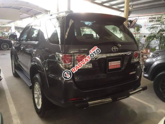 Bán Toyota Fortuner 2.7V 4x2 đời 2013, màu xám -5