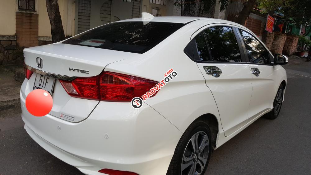 Bán xe Honda City 1.5 ivtec đời 2015, số tự động màu trắng vòn mới 98%-6