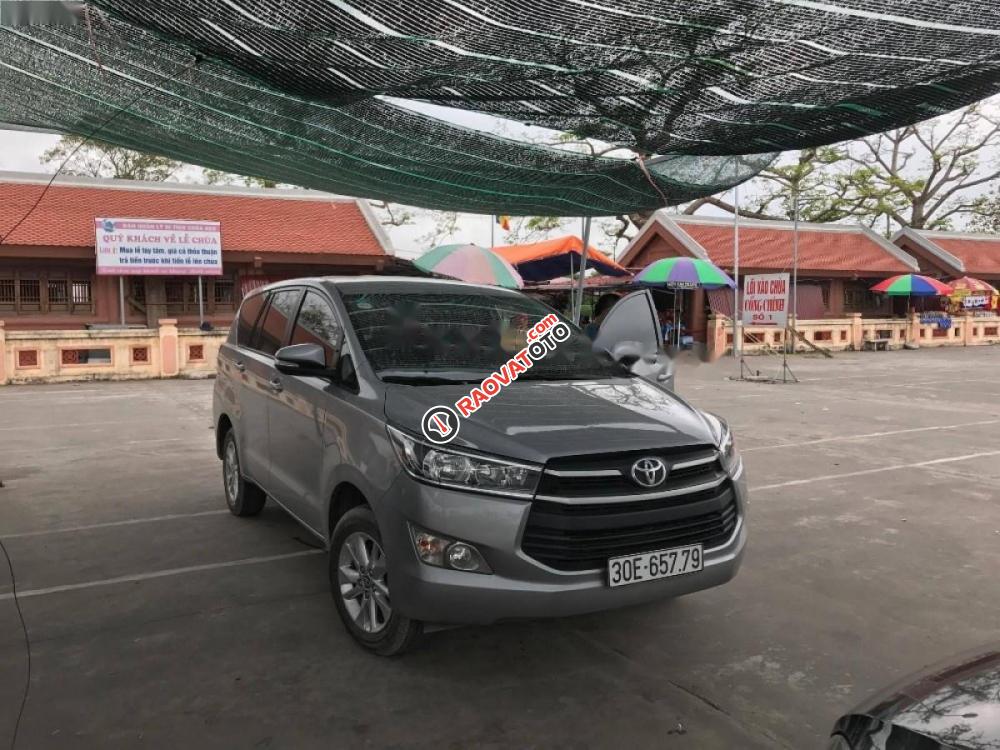 Bán Toyota Innova 2016, màu bạc, nhập khẩu số sàn, giá chỉ 750 triệu-3