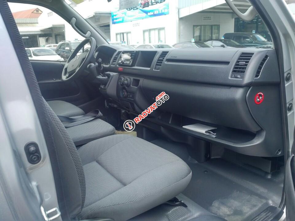 Toyota Hiace - Xe nhập khẩu, 16 chỗ động cơ xăng - Hỗ trợ trả góp - Đại lý Toyota Mỹ Đình/ hotline: 0976112268-14