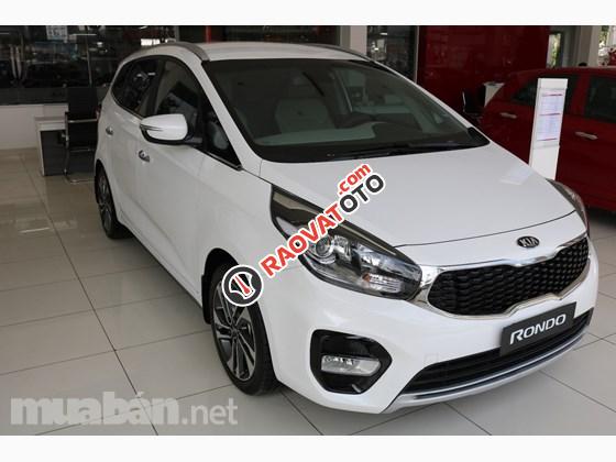 Xe Kia Rondo Facelift 2017 mới nhất, phong cách mới, thay đổi diện mạo hiện đại, xe giao ngay, liên hệ 0961611455-1