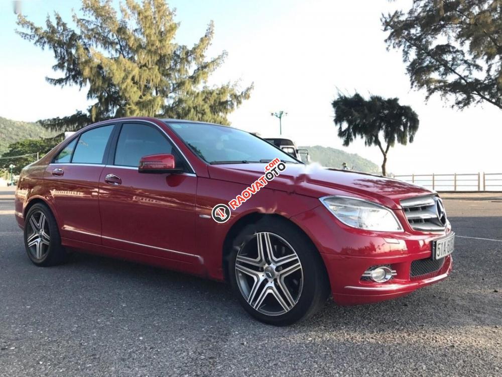 Bán xe Mercedes C200 CGI năm 2010, màu đỏ, 570tr-0