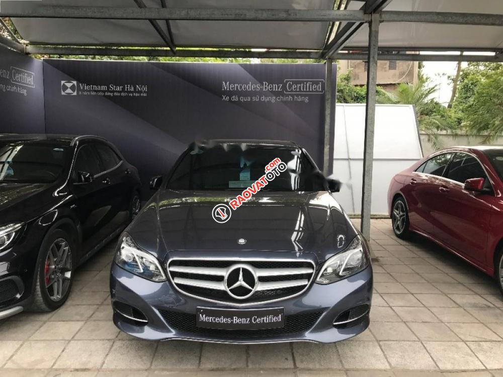 Cần bán lại xe Mercedes E200 Edition đời 2015, màu xanh-1