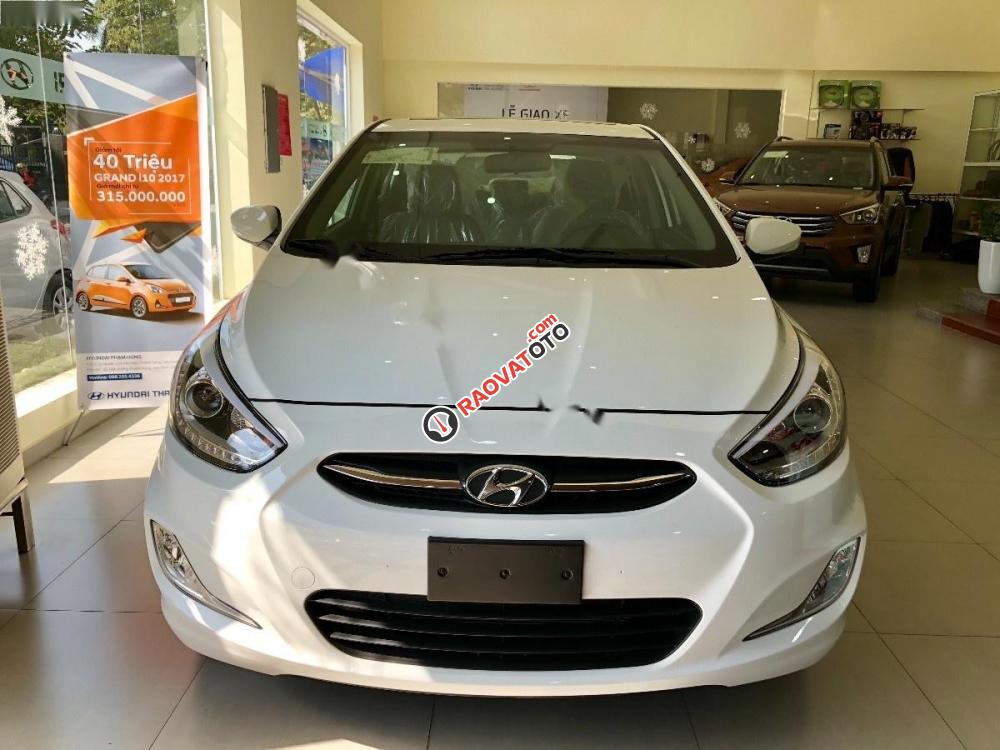 Bán ô tô Hyundai Accent 1.4 AT đời 2017, màu trắng, nhập khẩu, 585 triệu-0