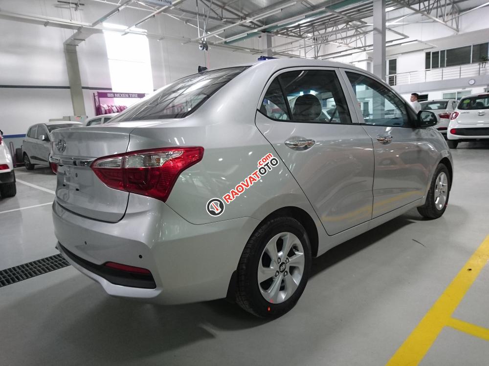 Bán xe Hyundai Grand i10 1.2MT Sedan lắp ráp đời 2018, màu bạc, bản Full option, hỗ trợ trả góp 80%- LH: 0904675566-8