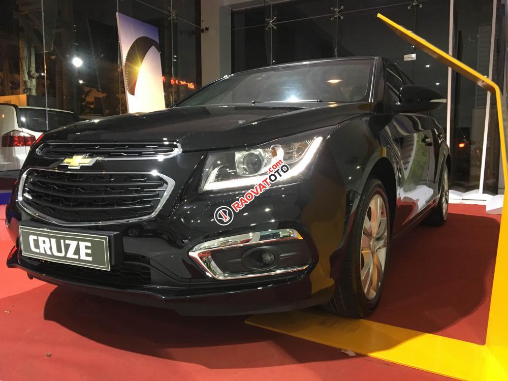 Bán Chevrolet Cruze 2017 số tự động vay 100% giá trị xe, trả trước 90tr, LH ngay để được tư vấn-2