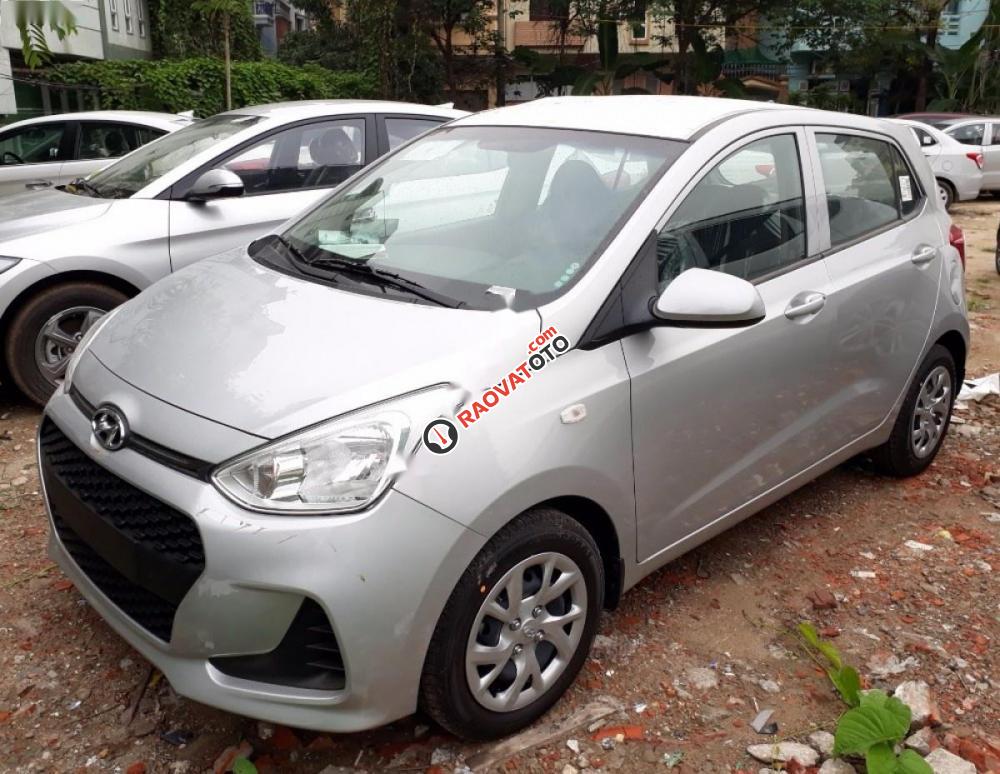 Cần bán xe Hyundai Grand i10 1.0 MT Base đời 2017, màu bạc, giá chỉ 315 triệu-9