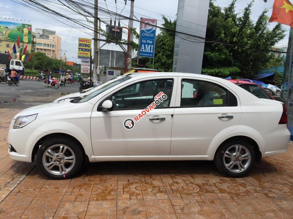 Chevrolet Aveo LT màu trắng, mua xe trả góp, lãi suất ưu đãi- LH: 090.102.7.102 Huyền Chevrolet-6