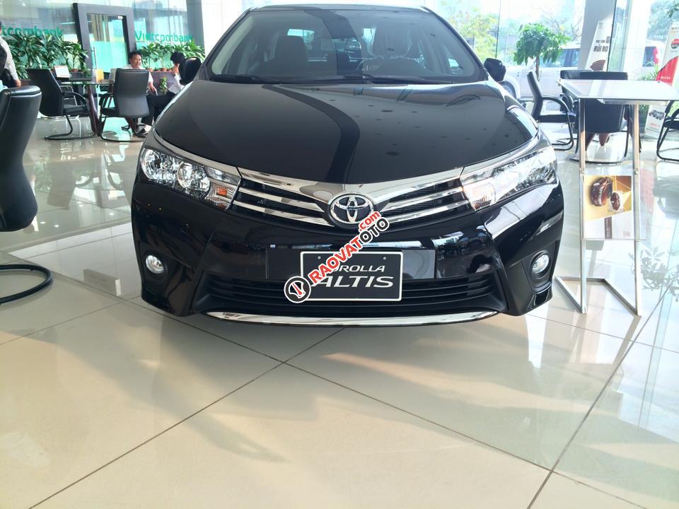 Toyota Mỹ Đình đang bán Sedan Toyota Corolla Altis 1.8 G AT đời 2017, màu đen, giá 700tr-0