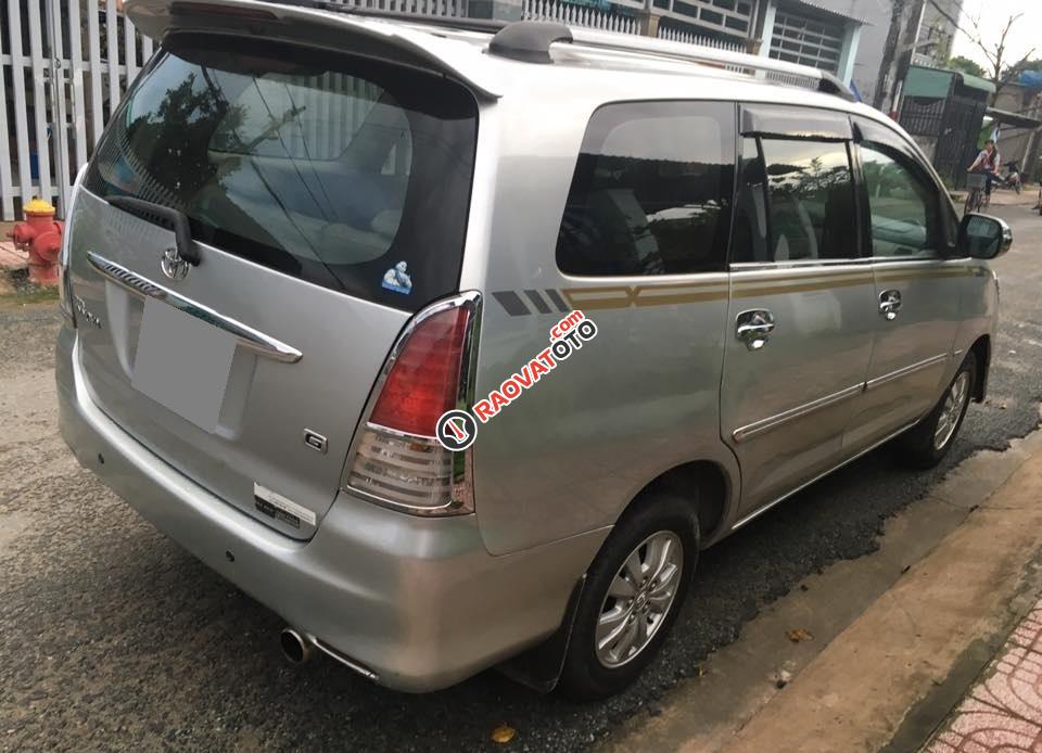 Bán Toyota Innova MT đời 2010, màu bạc  -1