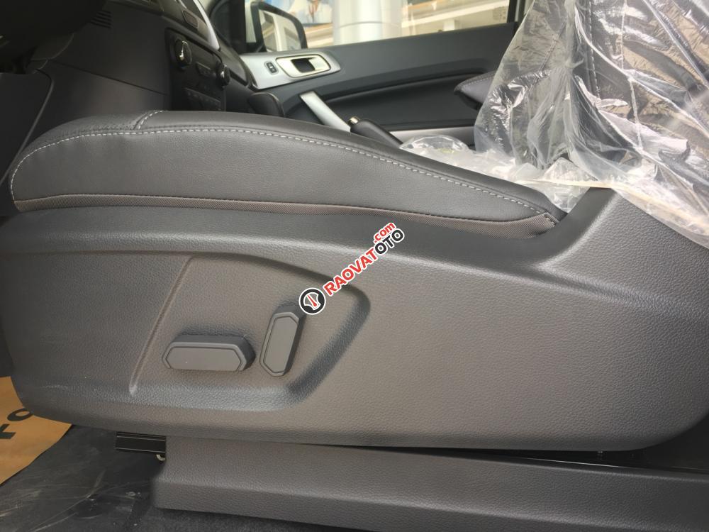 Giao ngay Ford Everest Trend 2.2L 4x2 AT màu trắng tại An Đô Ford, LH: 0963483132-6