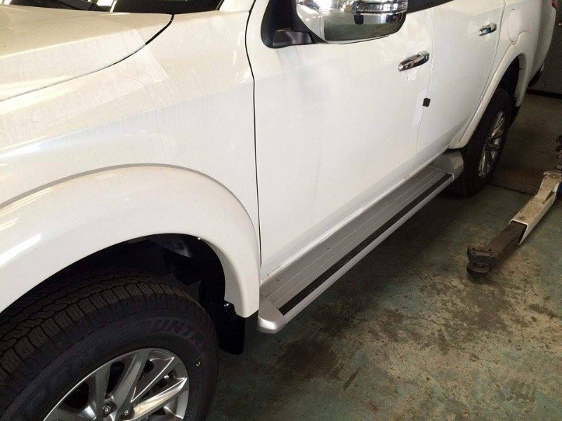 Bán xe Mitsubishi Triton sản xuất 2017, màu trắng, nhập khẩu-14