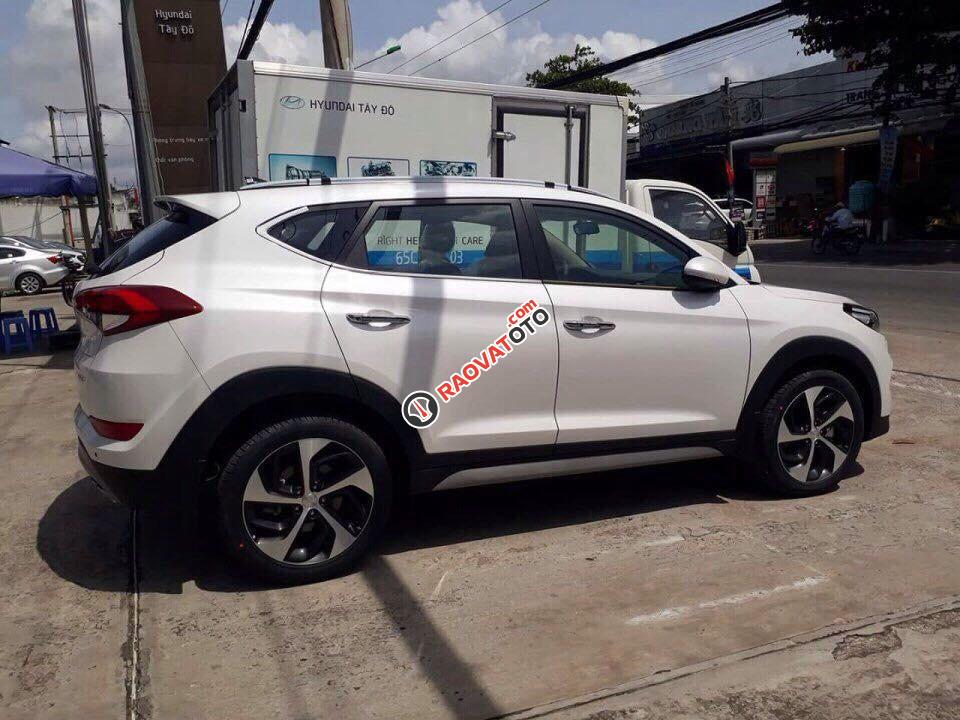 Bán Hyundai Tucson 1.6 AT TGD-i (Turbo) model 2018. Hỗ trợ vay 80% giá trị xe, hotline: 0948945599 - 0935904141-1