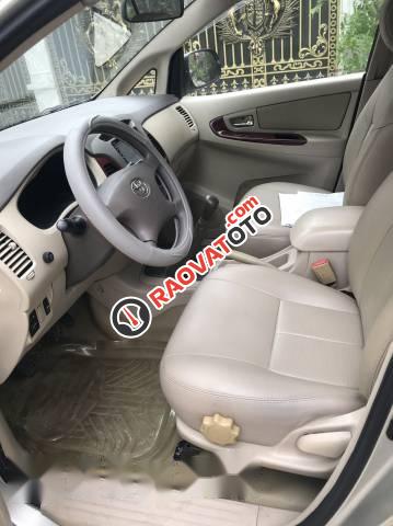 Bán Toyota Innova G sản xuất 2006, màu bạc-4