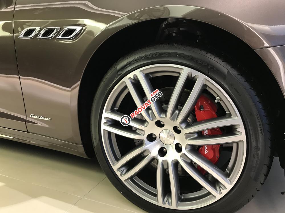 Bán xe Maserati Quattroporte giá tốt nhất, bán xe Maserati nhập khẩu chính hãng-3