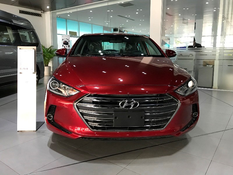 Bán Hyundai Elantra đời 2017, màu đen, nhập khẩu chính hãng-9