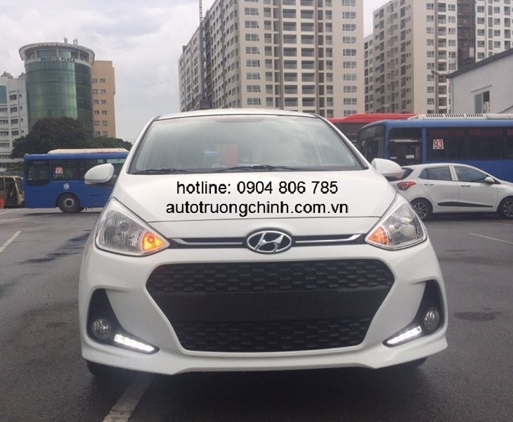 Cần bán Hyundai Grand i10 sản xuất 2017, màu trắng, nhập khẩu nguyên chiếc. giá cạnh tranh-1