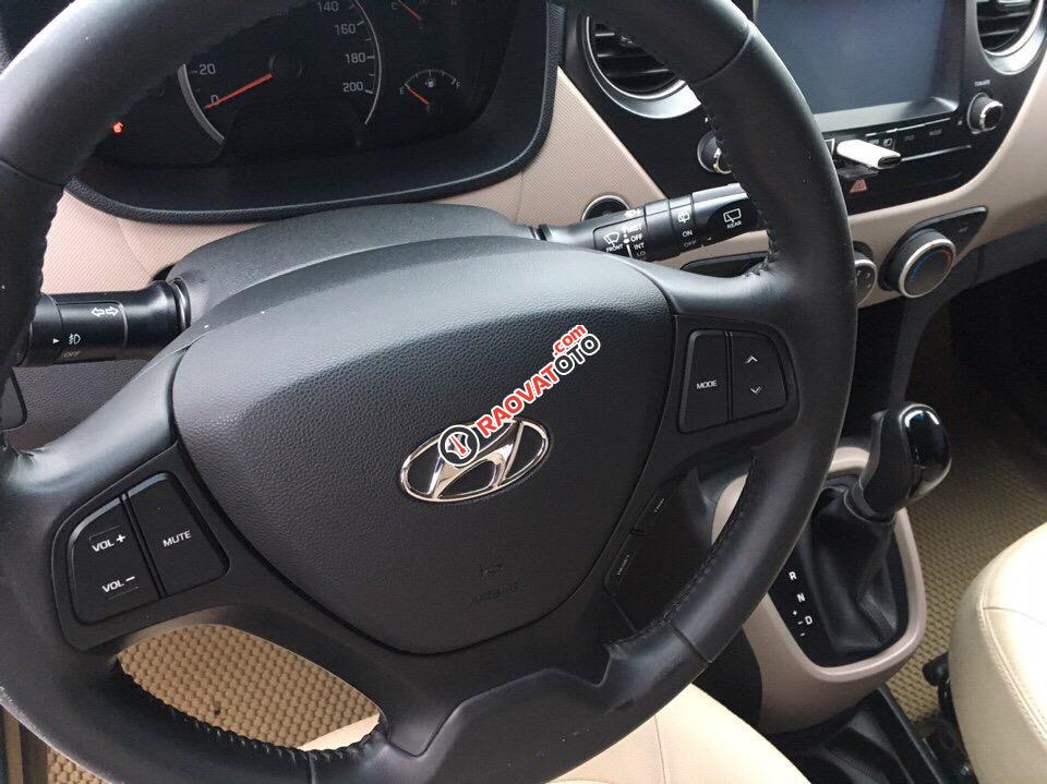 Cần bán gấp Hyundai Grand i10 1.0AT đời 2016, màu bạc, xe nhập số tự động-4