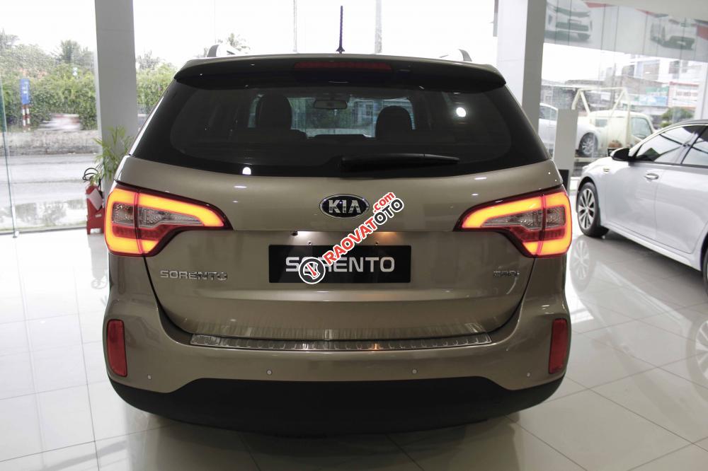 Kia Sorento giá hữu nghị đầy tiện nghi-3