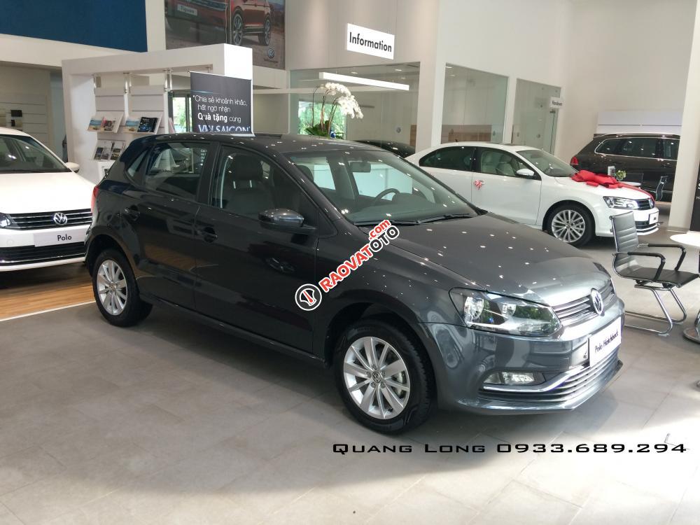Polo Hatchback màu Carbon Steel - Nhập khẩu chính hãng - LH Long 0933689294-4