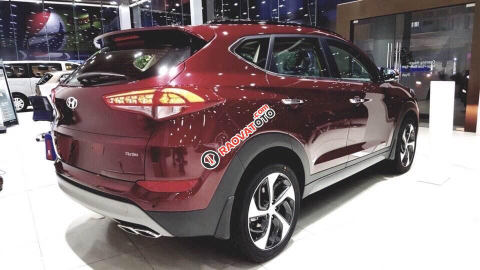 Hyundai Tucson khuyến mãi khủng lên tới 130tr-4