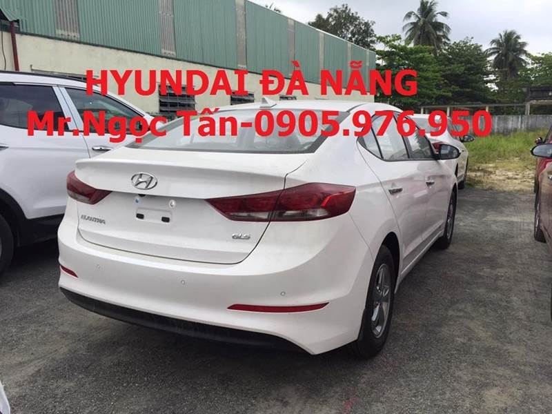 Cần bán xe Hyundai Elantra 1.6 MT 2017, màu trắng, nhập khẩu, giá cạnh tranh-8