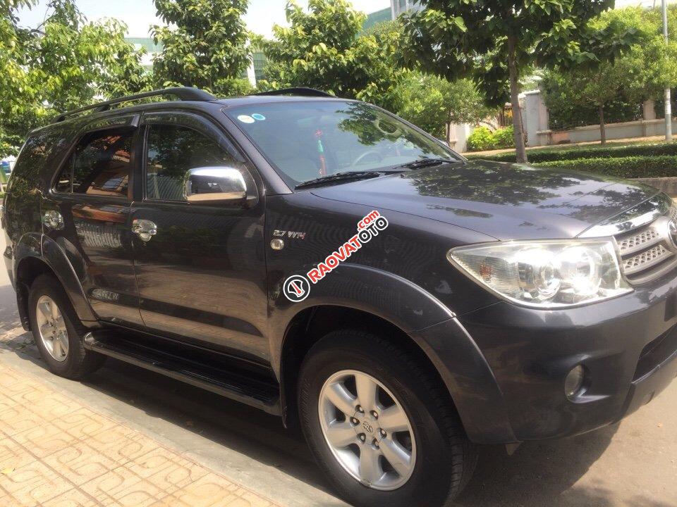 Bán Toyota Fortuner 2.7AT 2010, màu xám (ghi), máy xăng, xe cực đẹp-2