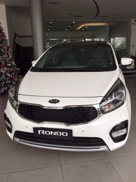 Bán xe Kia Rondo năm 2017, màu trắng, nhập khẩu, giá 809tr-4