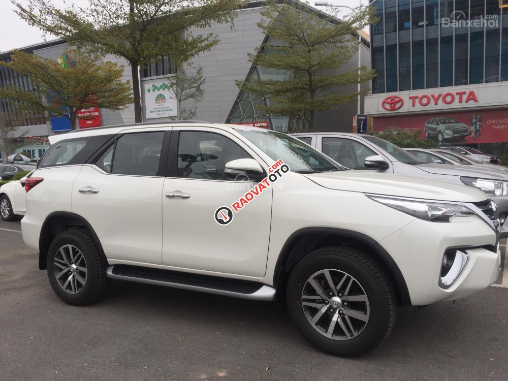 Toyota Long Biên bán xe Fortuner 2.7V 2018 nhập khẩu, giá tốt, giao xe sớm - Hotline: 0948.057.222-1