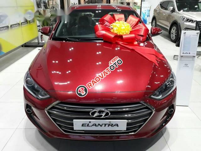 Bán xe Hyundai Elantra 1.6MT đời 2017, màu đỏ-1