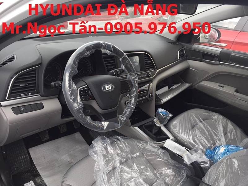 Cần bán xe Hyundai Elantra 1.6 MT 2017, màu trắng, nhập khẩu, giá cạnh tranh-3