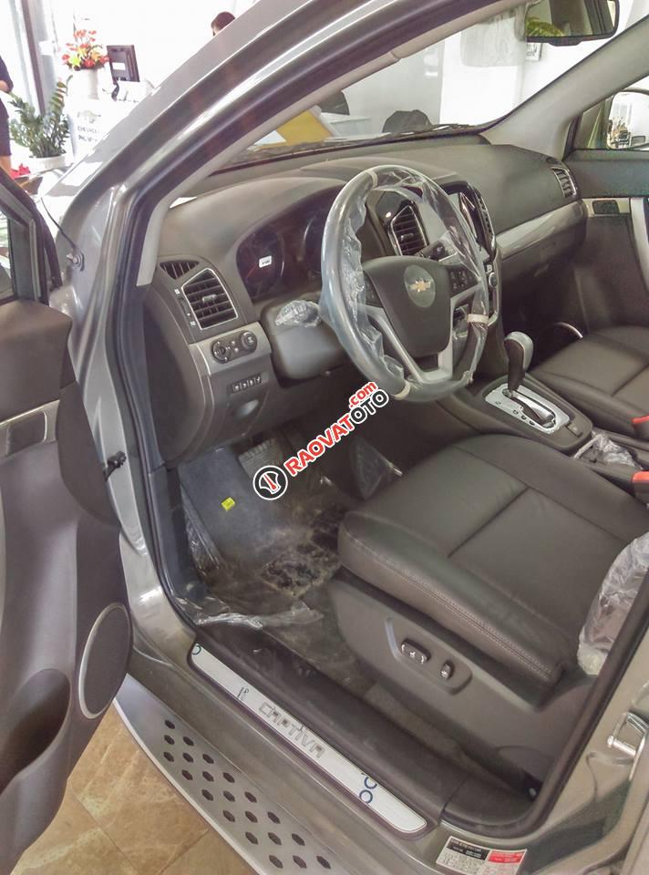 Chevrolet Captiva Revv, trả trước tối thiểu 10%, giao xe tận nhà, nhiều gói phụ kiện hấp dẫn, Nhung 0975768960-3