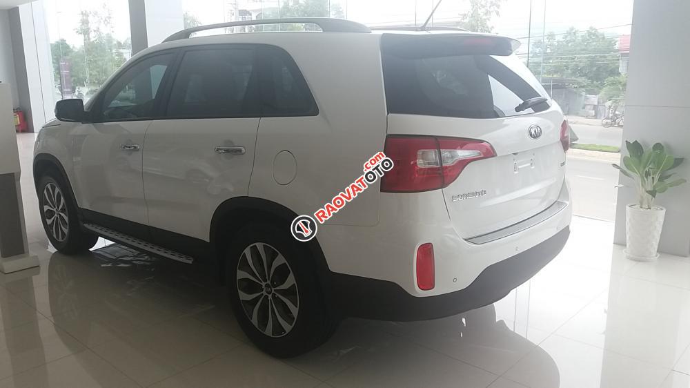 Bán xe Kia Sorento GAT 2018, màu trắng, hỗ trợ trả góp, liên hệ đặt xe giao xe sớm-2