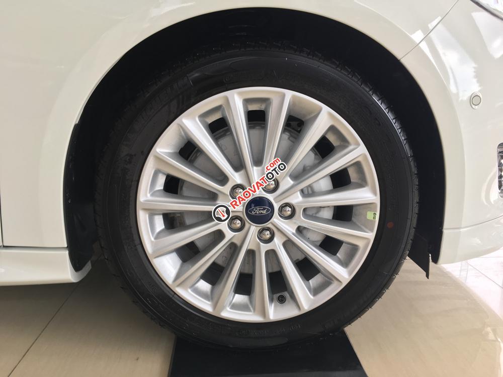 Bán ô tô Ford Focus 1.5 AT Sport Hatchback đời 2017, giao xe ngay, hỗ trợ trả góp 80%-1