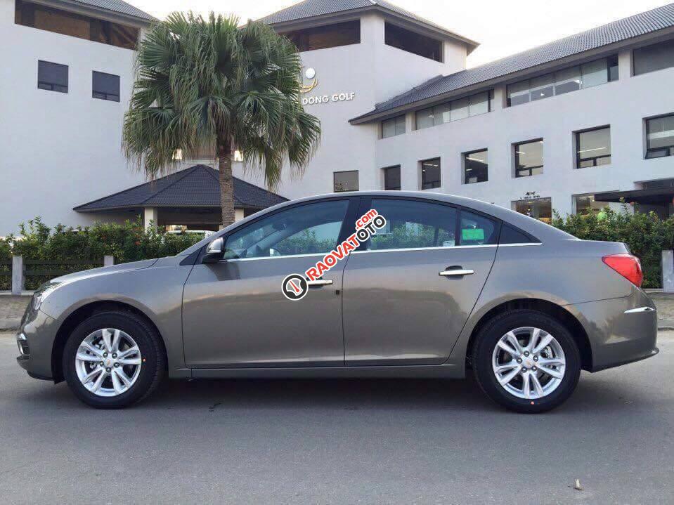 Bán Chevrolet Cruze LT mới, hỗ trợ ngân hàng toàn quốc, giá cực sốc khi liên hệ-4