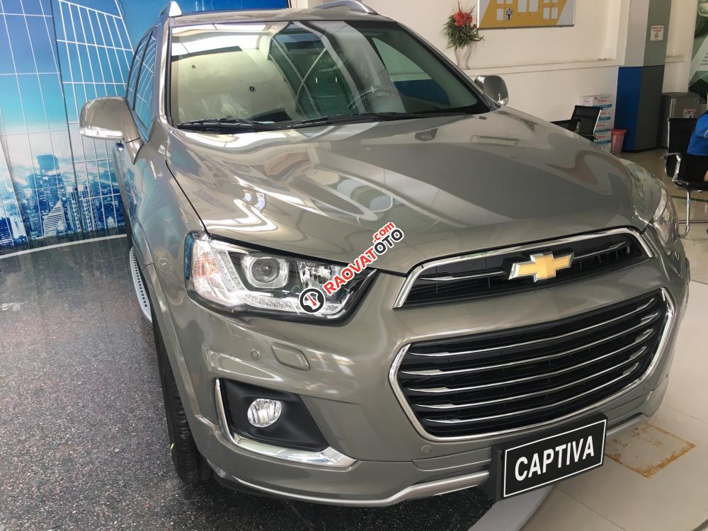 Bán xe Chevrolet Captiva Revv LTZ 2.4 AT năm 2018, hỗ trợ vay cao, lãi suất thấp, có xe giao liền-2