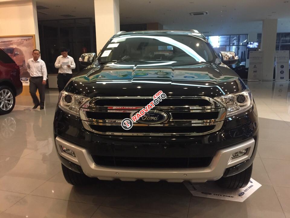 Bán xe Ford Everest mầu đen, sản xuất 2017, giá Shock-0