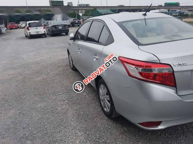 Chính chủ bán Toyota Vios đời 2015, màu bạc-5