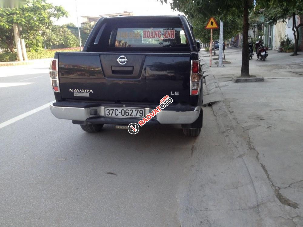 Cần bán gấp Nissan Navara LE 2.5MT 4WD đời 2012, màu đen, xe nhập số sàn-0