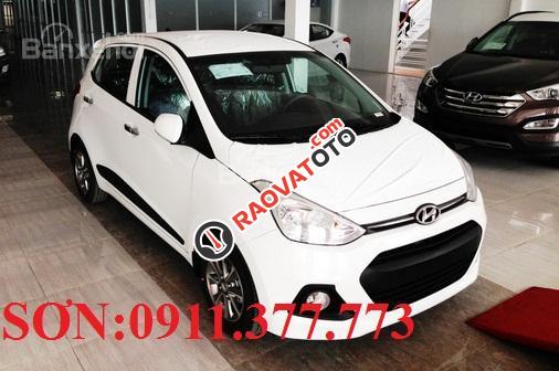 Bán ô tô Hyundai Grand i10, màu trắng, giá rẻ nhất Đà Nẵng, liên hệ: Ngọc Sơn: 0911.377.773-4