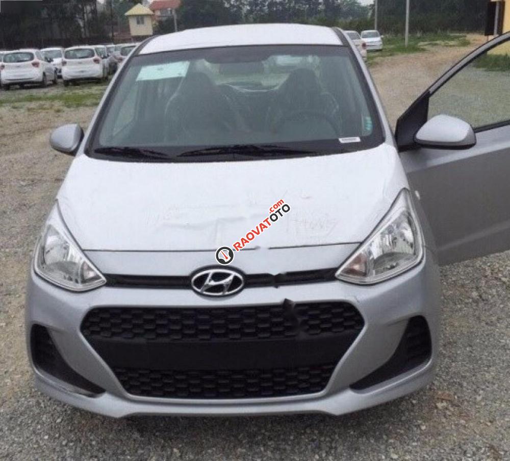 Cần bán xe Hyundai Grand i10 1.0 MT Base đời 2017, màu bạc, giá chỉ 315 triệu-8