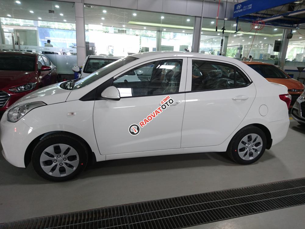 Bán xe Hyundai Grand i10 1.2MT Sedan lắp ráp đời 2018, màu trắng, mua xe chỉ từ 80 triệu đồng, LH: 0904675566-4