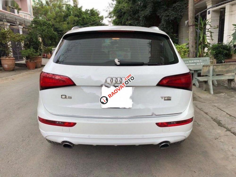 Cần bán gấp Audi Q5 2.0 AT đời 2014, màu trắng, nhập khẩu xe gia đình-0