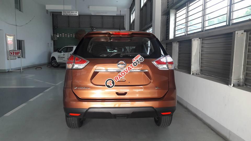 Cơ hội mua xe Nissan Xtrail 2.0 giá chỉ còn 908.000.000. Liên hệ: 0915 049 461-6