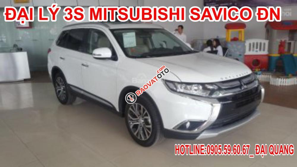 Cần bán Mitsubishi Outlander tại Đà Nẵng, giá ưu đãi, giá tốt tại Quảng Nam, Huế, Đà Nẵng. LH Quang: 0905596067-0