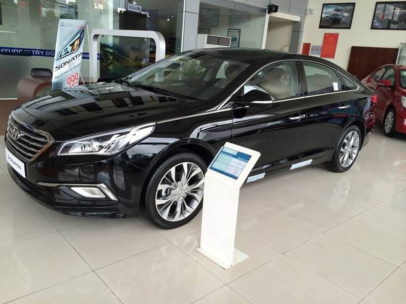 Bán xe Hyundai Sonata 2017, màu đen, xe nhập-9