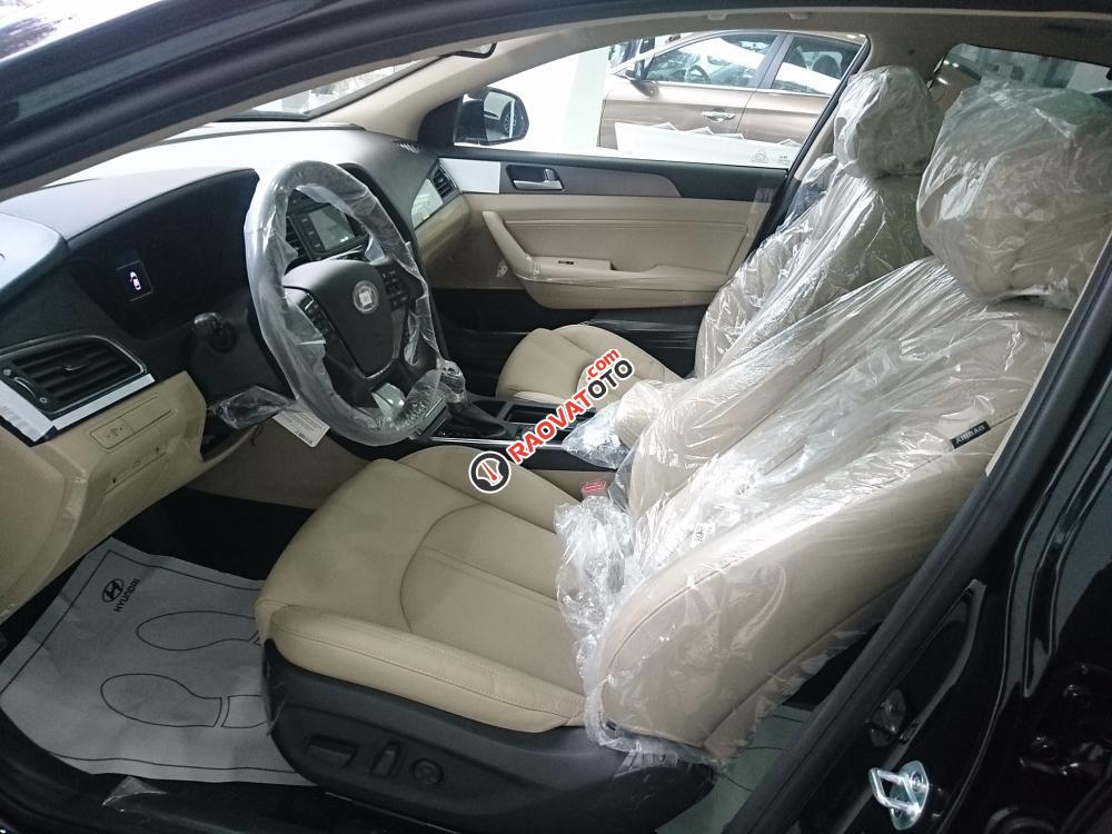 Hyundai Sonata sản xuất 2017 màu đen nhập khẩu nguyên chiếc Hàn Quốc, hỗ trợ trả góp lên đến 90% -.LH: 0904675566-10