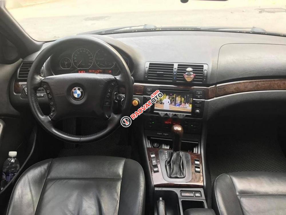 Cần bán xe BMW 3 Series 318i đời 2005, màu bạc số tự động, giá tốt-6